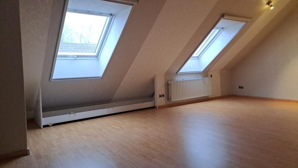 Dachgeschoßwohnung Ehra-Lessien Lessien - 3 Zimmer, 69 m&sup2;, 150.000&euro; | Angebot:26478254