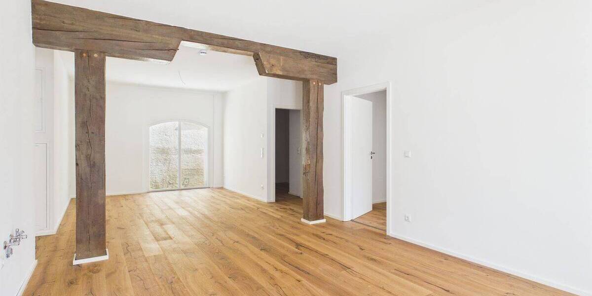 Etagenwohnung Amberg - 3 Zimmer, 100 m&sup2;, 1.500&euro; | Angebot:26449992