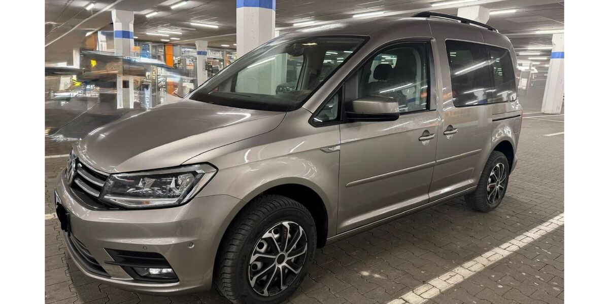 VW Caddy 123.000 km 14.990 &euro; München 80689