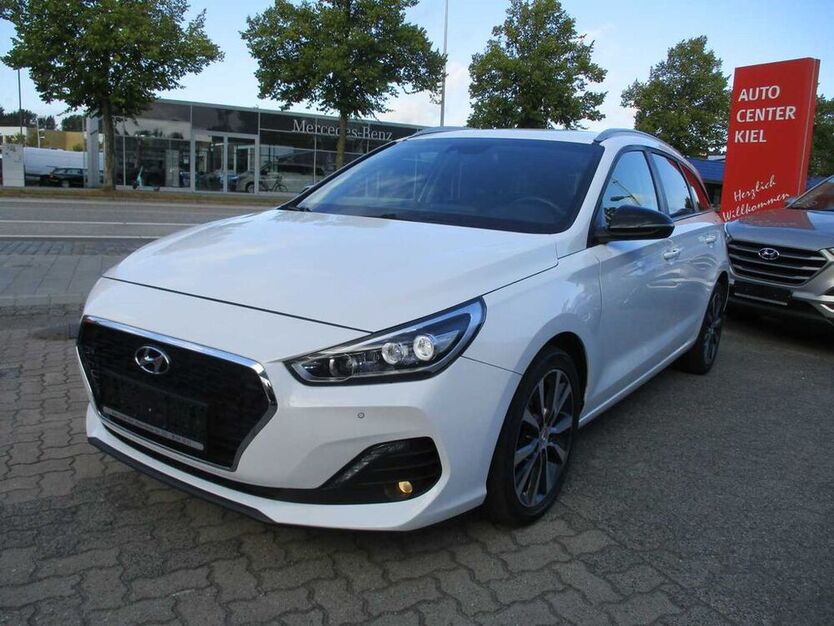 i30
