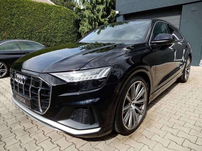 SQ8