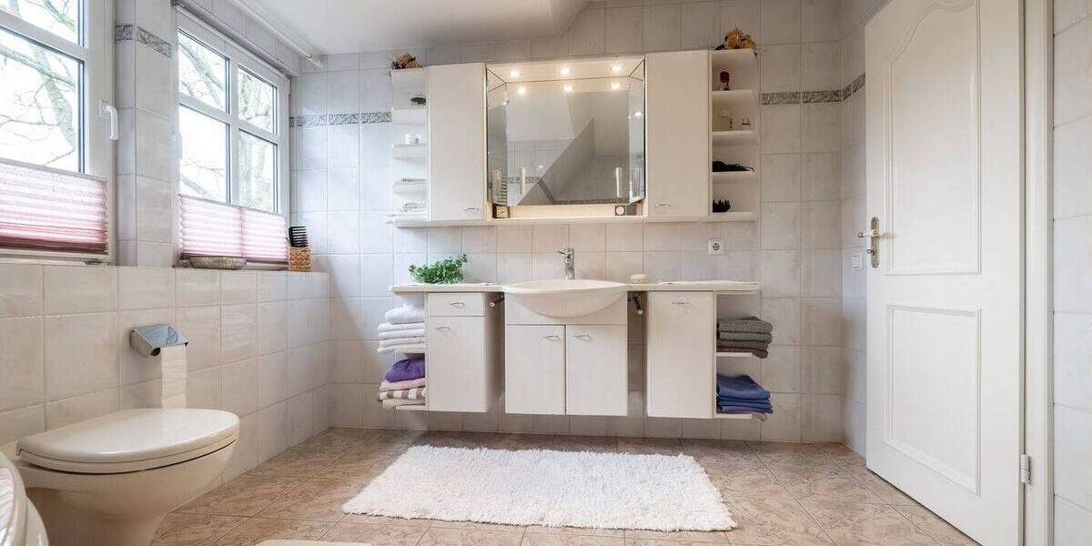 Mehrfamilienhaus, Wohnhaus Risum-Lindholm Lindholm - 9 Zimmer, 301 m&sup2;, 479.000&euro; | Angebot:26392122