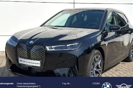 BMW iX 24.800 km 46.340 &euro; Öhringen 74613
