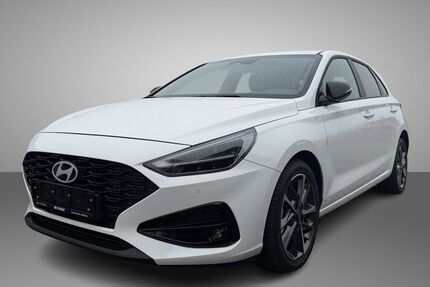 Hyundai i30 8.500 km 21.490 &euro; Petersberg 36100