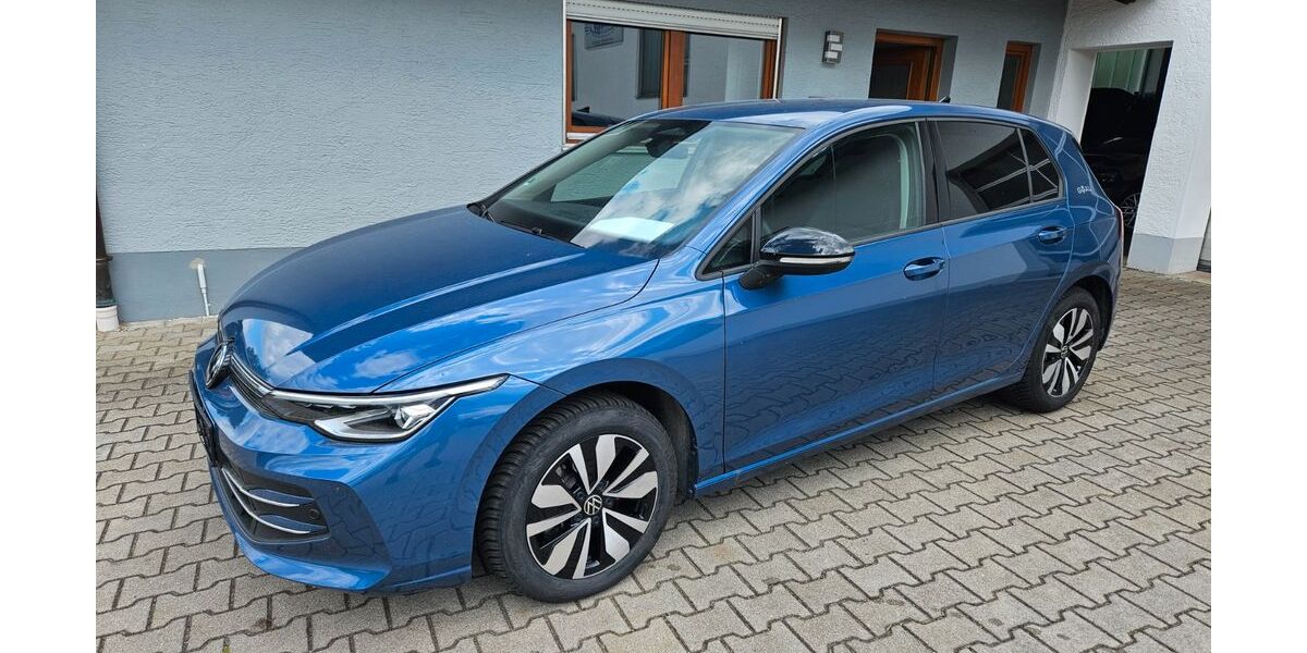 VW Golf 6.958 km 23.450 &euro; Bad Kötzting 93444