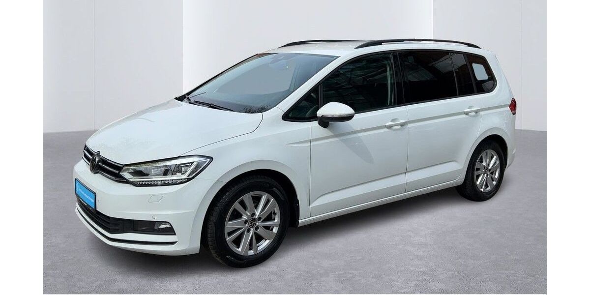 VW Touran 66.446 km 27.888 &euro; Hamburg 22303