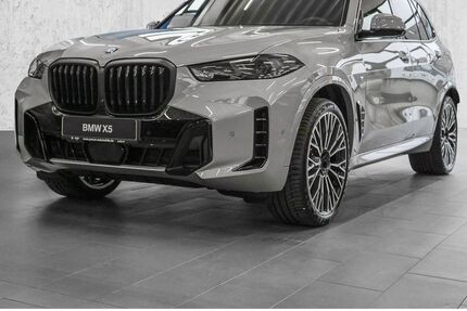 BMW X5 7.900 km 98.980 € Köln Süd 50968