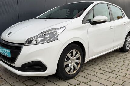 Peugeot 208 125.000 km 6.200 € Holzgerlingen 71088
