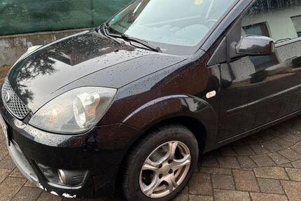 Ford Fiesta 175.000 km 2.200 &euro; Hassloch 67454