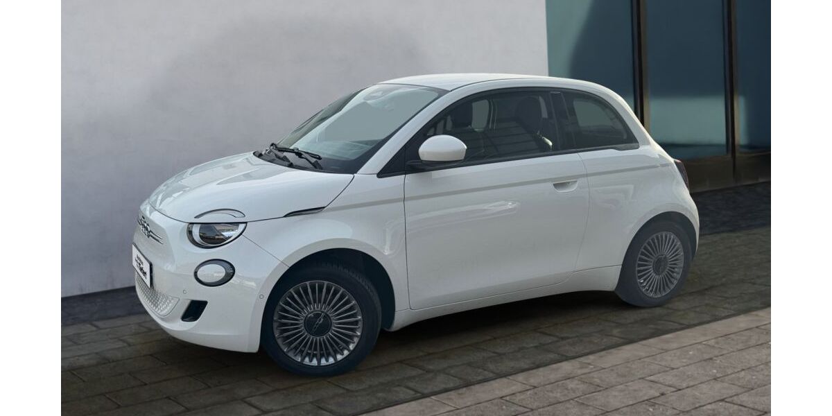 Fiat 500e 20.000 km 23.799 &euro; Lauchringen 79787