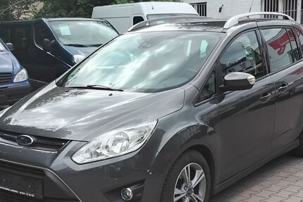 Ford Grand C-Max 107.300 km 5.850 &euro; Berlin 13409