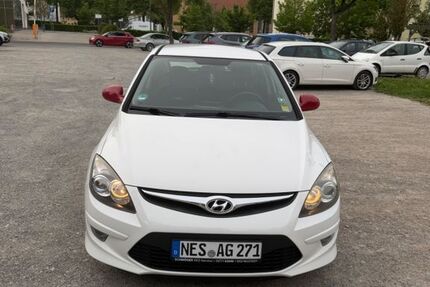 Hyundai i30 271.400 km 2.000 &euro; Schweinfurt 97421