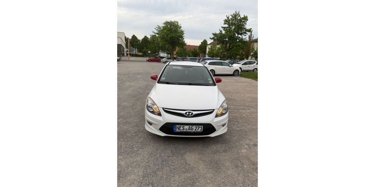 Hyundai i30 271.400 km 2.000 &euro; Schweinfurt 97421