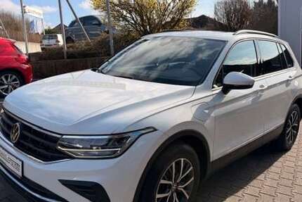 VW Tiguan 142.000 km 21.850 &euro; Schotten 63679