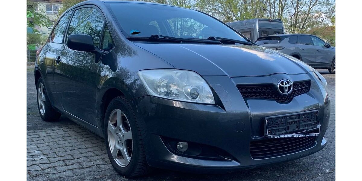 Toyota Auris 157.150 km 3.200 &euro; Kaufering 86916