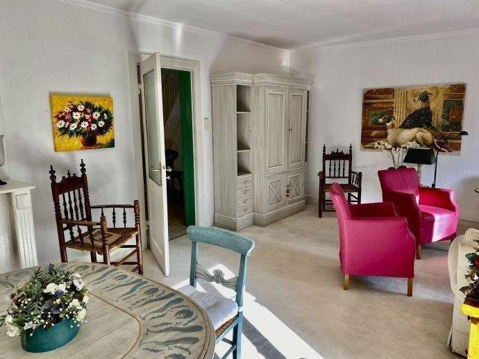 Pauschalmiete EUR 3.400,-_Charmantes Doppelhaus vollmöbliert_Garten_Terrasse_Balkon 3 zimmer