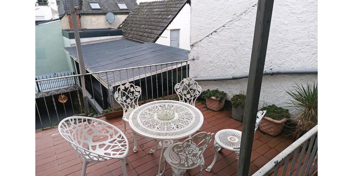 Einfamilienhaus Bullay - 7 Zimmer, 100 m&sup2;, 175.000&euro; | Angebot:24272390