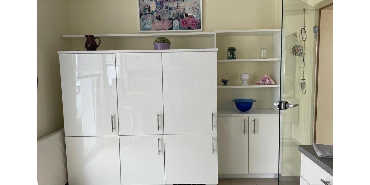 Einfamilienhaus Lohfelden - 3 Zimmer, 100 m&sup2;, 2.200&euro; | Angebot:25753736