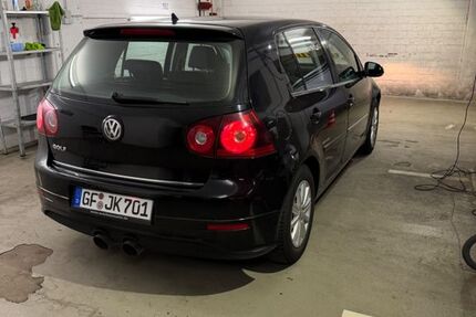 VW Golf 220.000 km 3.900 &euro; Hillerse 38543