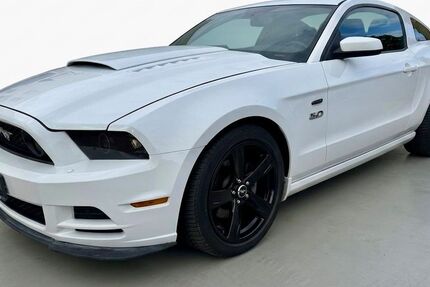 Ford Mustang 98.600 km 20.900 &euro; Berlin 13581
