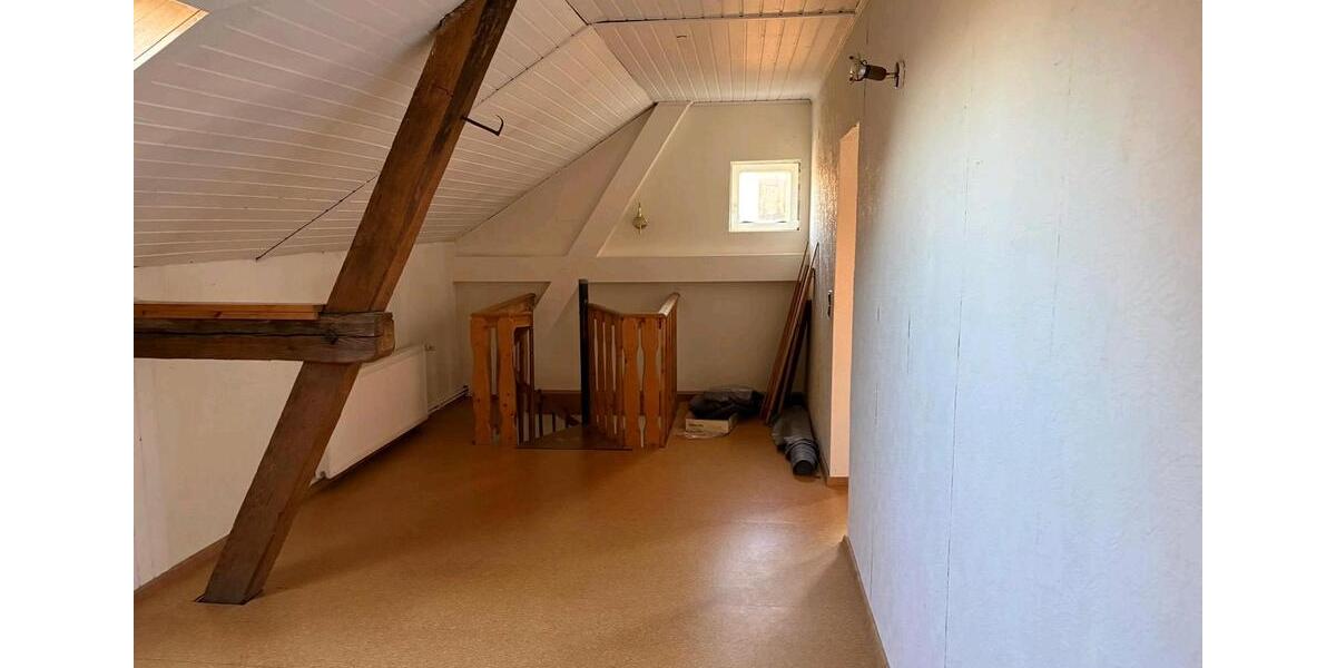 Etagenwohnung Fehrbellin - 5 Zimmer, 180 m&sup2;, 300.000&euro; | Angebot:26521782