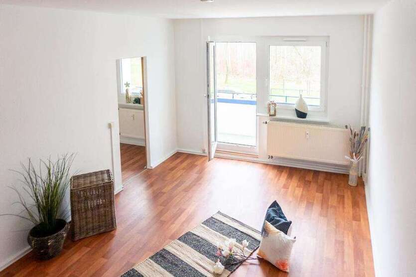 Wohnung zum Mieten in Chemnitz 295 € 50.89 m²