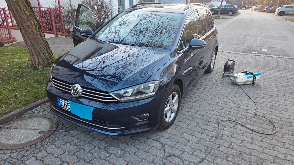 VW Golf Sportsvan 73.000 km 13.600 &euro; Baldham 85598