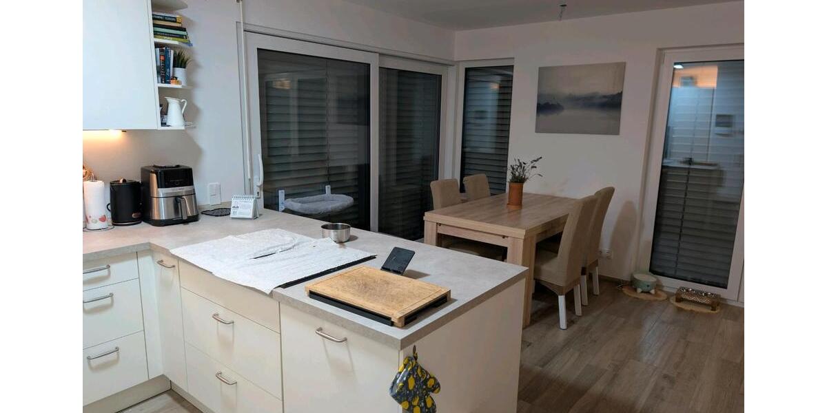 Erdgeschoßwohnung Freiburg im Breisgau Brühl - 2 Zimmer, 69 m&sup2;, 1.350&euro; | Angebot:24787209