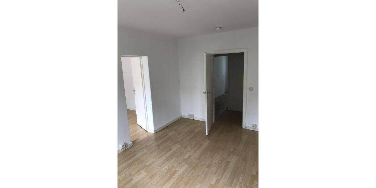 Etagenwohnung Dessau-Roßlau Innenstadt - 2 Zimmer, 46 m&sup2;, 365&euro; | Angebot:26878978