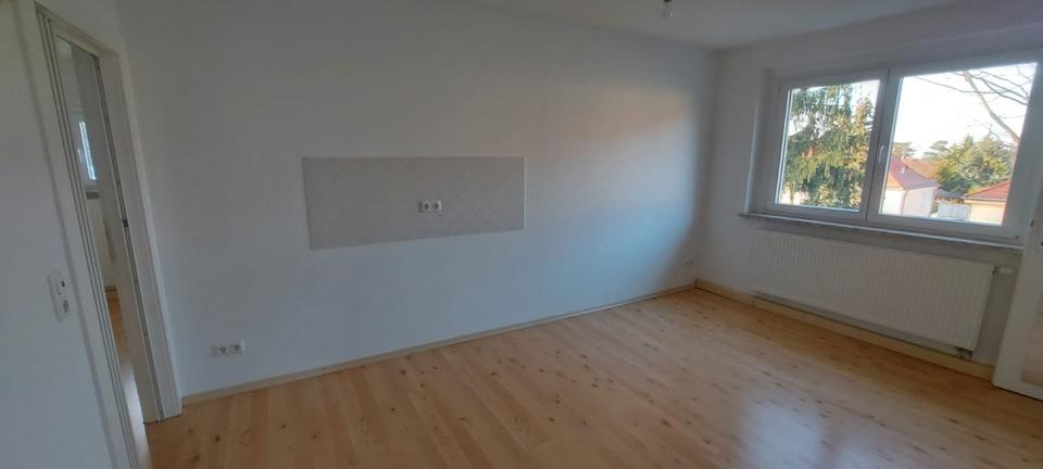 Etagenwohnung Meuselwitz - 3 Zimmer, 60 m&sup2;, 360&euro; | Angebot:25324196
