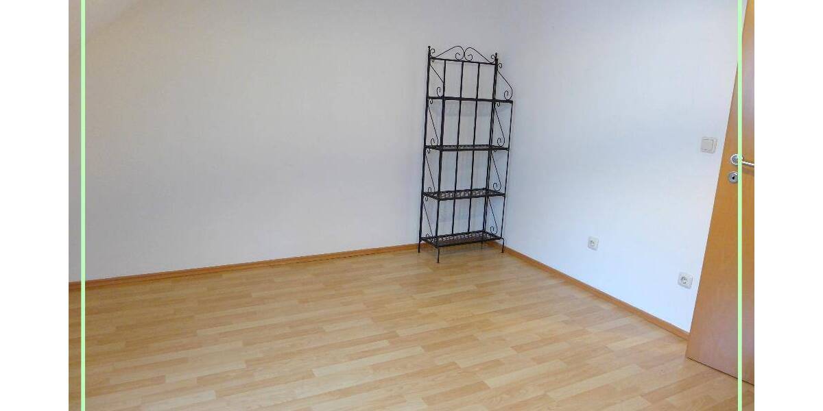 Etagenwohnung Neumarkt in der Oberpfalz Neumarkt - 4 Zimmer, 100 m&sup2;, 840&euro; | Angebot:26798585