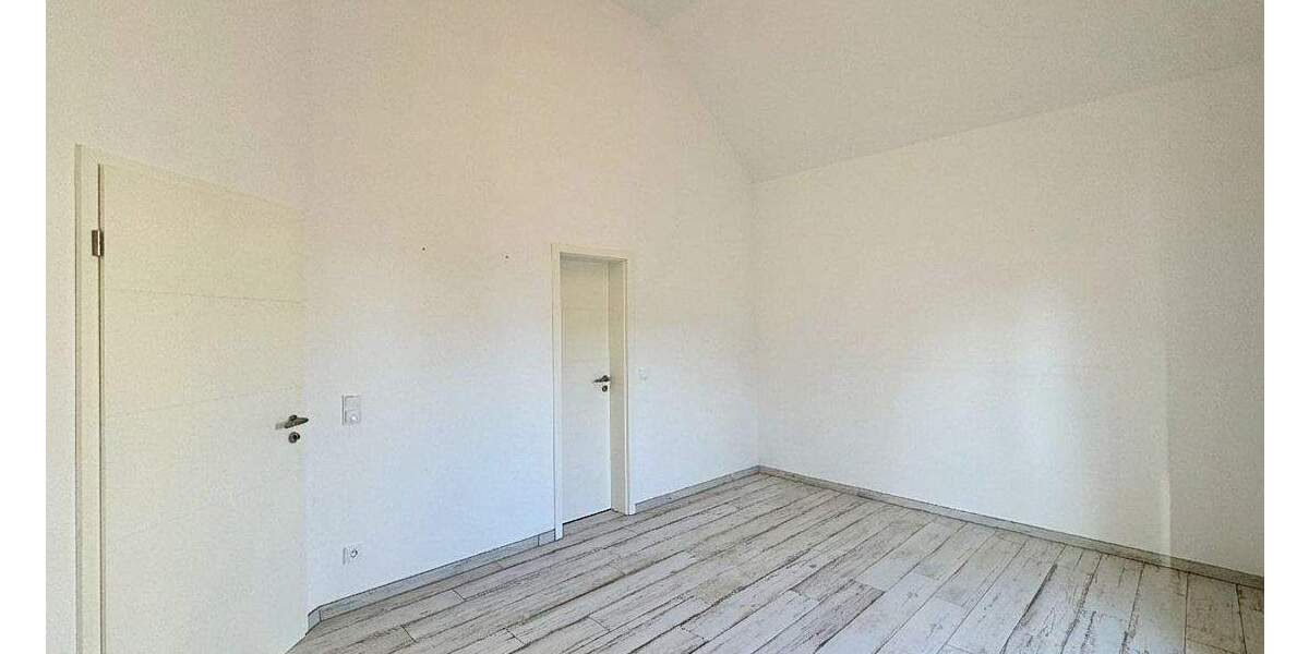 Stilvoller Bungalow-Traum mit Garten und Pool in ruhiger Lage Otterslebens zu vermieten! 3 zimmer