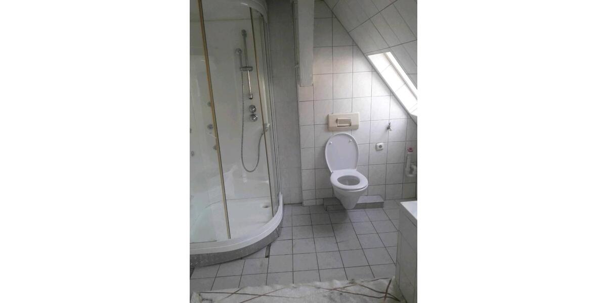 Einfamilienhaus Oberaurach - 7 Zimmer, 150 m&sup2;, 175.000&euro; | Angebot:26706119