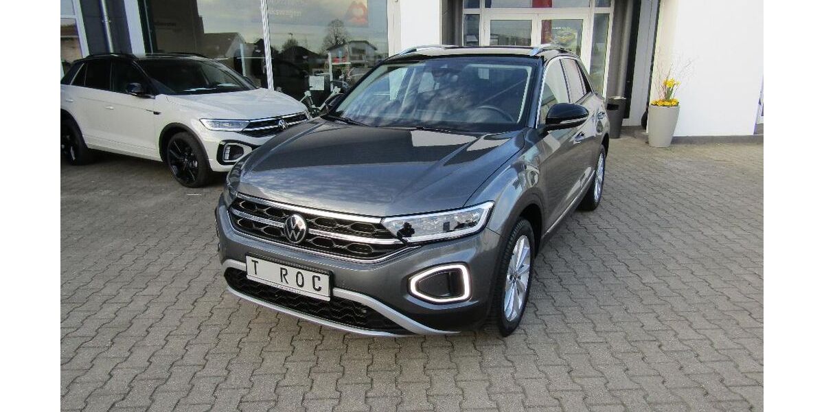 VW T-Roc 36.583 km 22.450 &euro; Emmerich am Rhein 46446