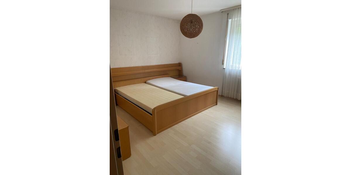 Etagenwohnung Augsburg Hochzoll - 3.5 Zimmer, 80 m&sup2;, 350.000&euro; | Angebot:27085475