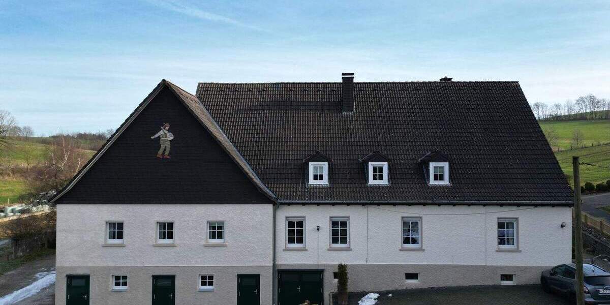Bauernhaus, Landhaus Olpe Rhonard - 1 Zimmer, 390 m&sup2;, 1.280.000&euro; | Angebot:25666276