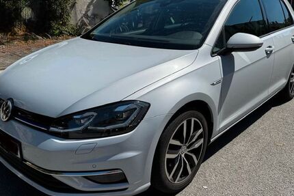 VW Golf 106.000 km 14.200 &euro; Neusäß 86356