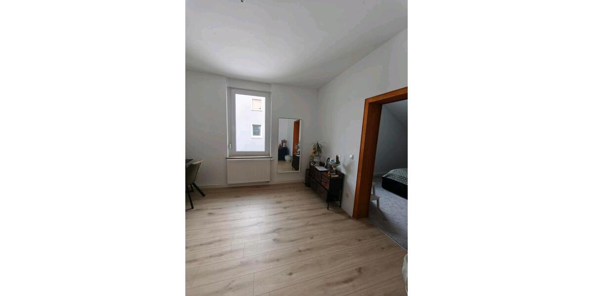 Dachgeschoßwohnung Witten Heven - 4.5 Zimmer, 92 m&sup2;, 1.000&euro; | Angebot:25225258