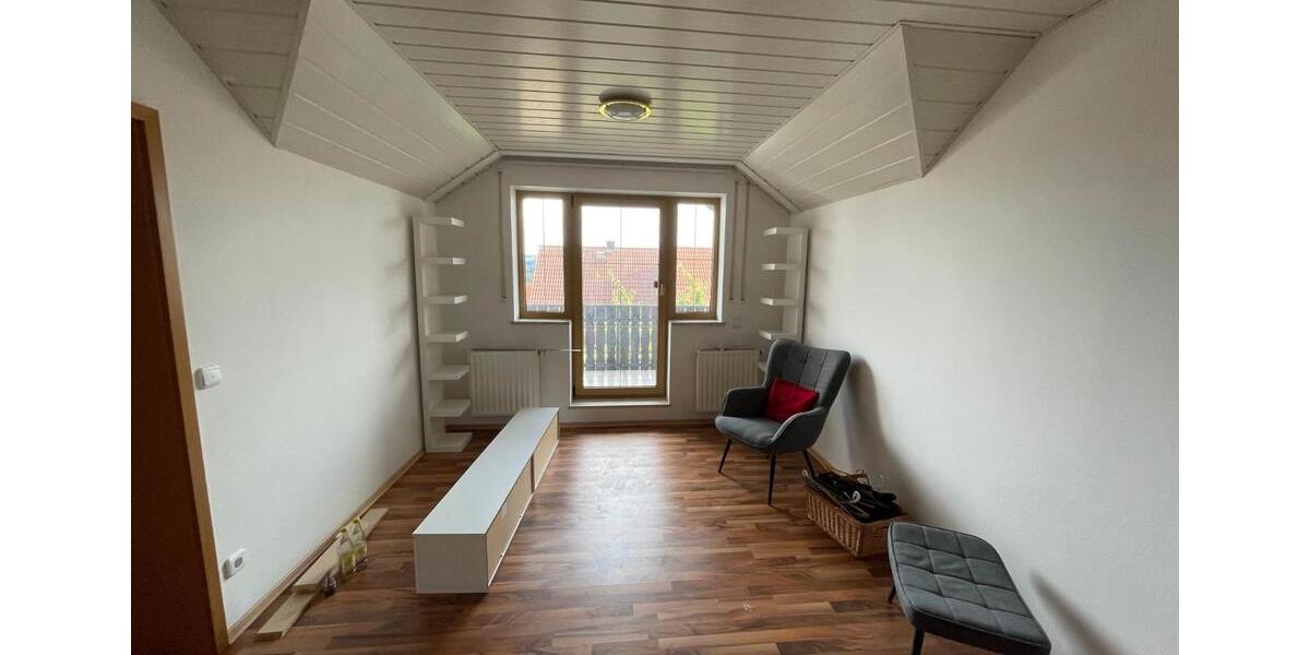 Dachgeschoßwohnung Marktredwitz - 4 Zimmer, 89 m&sup2;, 780&euro; | Angebot:26395865