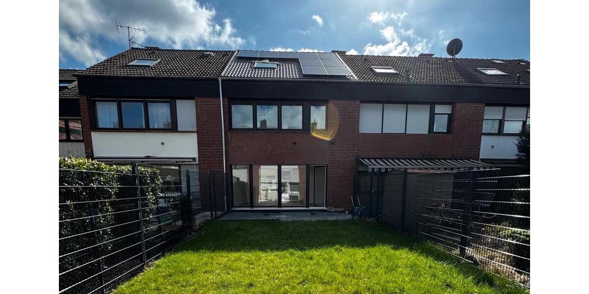 Reihenhaus Lohmar - 6 Zimmer, 170 m&sup2;, 2.690&euro; | Angebot:26345389