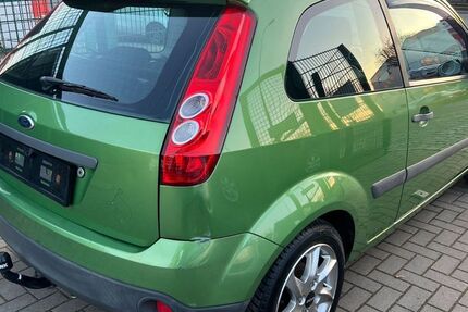 Ford Fiesta 103.000 km 1.490 &euro; Berlin Weißensee-Pankow 13086