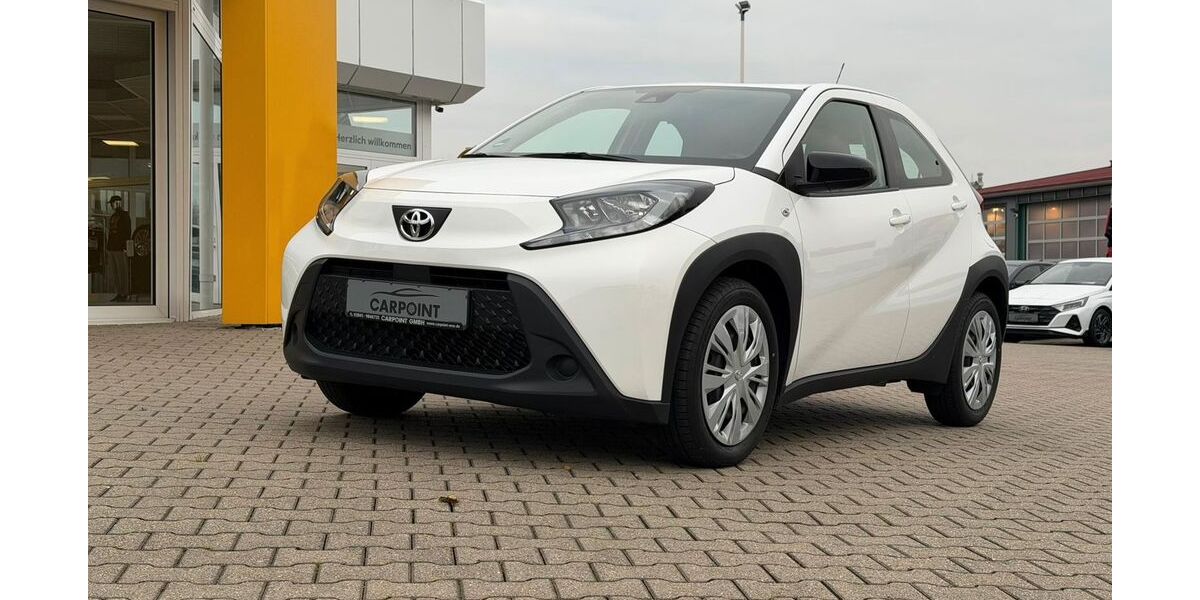 Toyota Aygo (X) 32.218 km 13.990 &euro; Neukirchen-Vluyn 47506