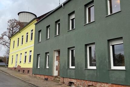 Großes 2 -3 Familienhaus 10 zimmer