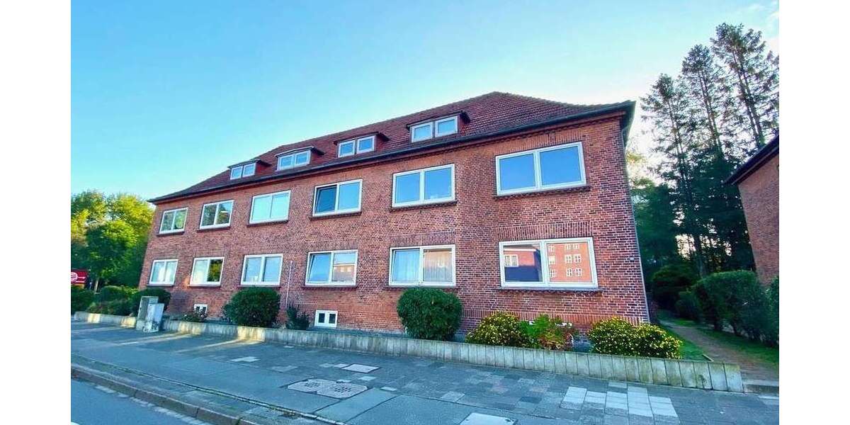 Etagenwohnung Flensburg Kielseng - 4 Zimmer, 106 m&sup2;, 945&euro; | Angebot:27135522