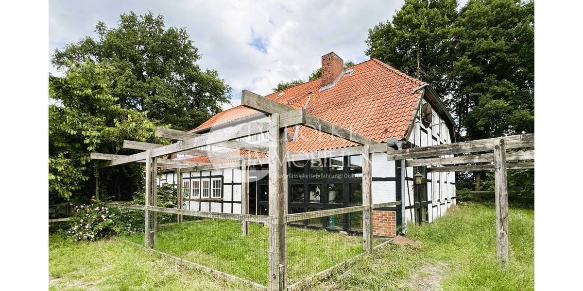 Mehrfamilienhaus, Wohnhaus Bienenbüttel / Wichmannsburg Wichmannsburg - 8 Zimmer, 396 m&sup2;, 715.000&euro; | Angebot:25700604