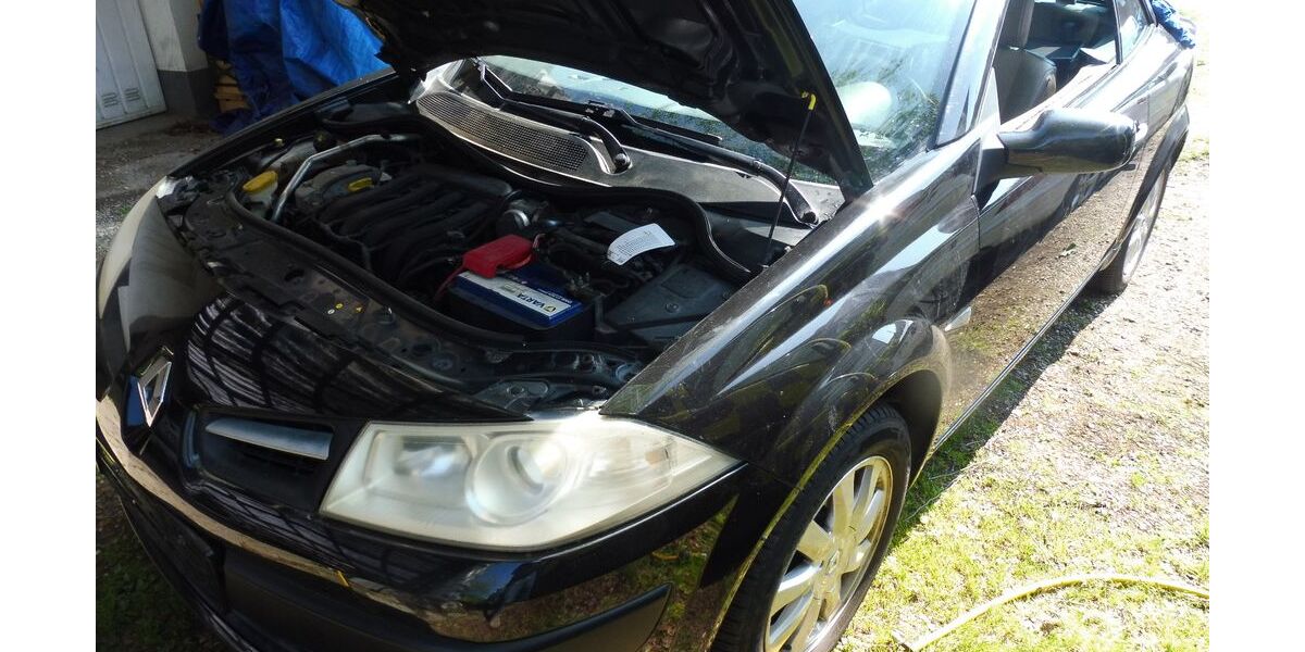 Renault Megane 127.000 km 2.700 &euro; krefeld 47800