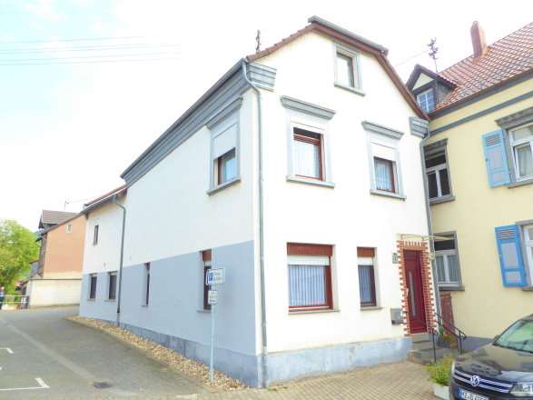 Einfamilienhaus Münster-Sarmsheim Sarmsheim - 8 Zimmer, 276 m&sup2;, 299.000&euro; | Angebot:26463948