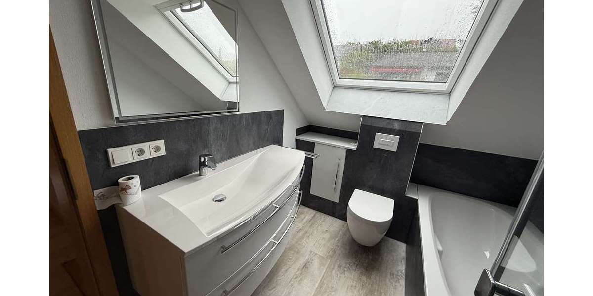 Einfamilienhaus Bad Hersfeld - 8 Zimmer, 185 m&sup2;, 2.500&euro; | Angebot:24620137