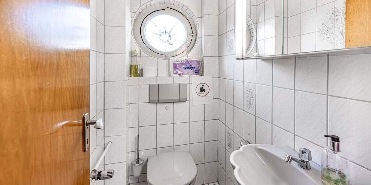 Reihenmittelhaus Wuppertal Ronsdorf - 4 Zimmer, 110 m&sup2;, 349.000&euro; | Angebot:23940476