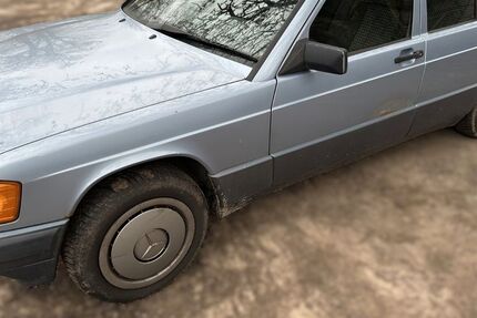 Mercedes-Benz 190 138.556 km 3.300 &euro; Vorwerk 27404